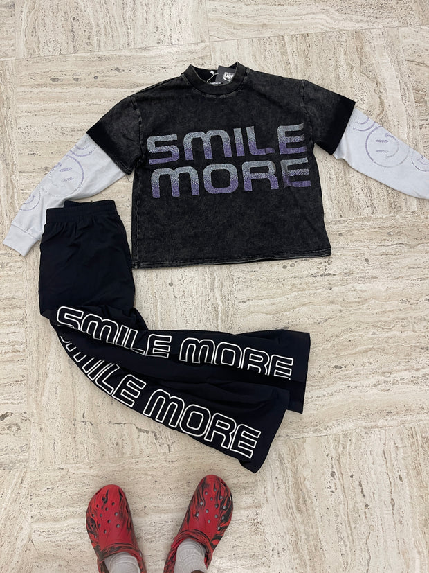 Smile More Double Layer Tee - Black