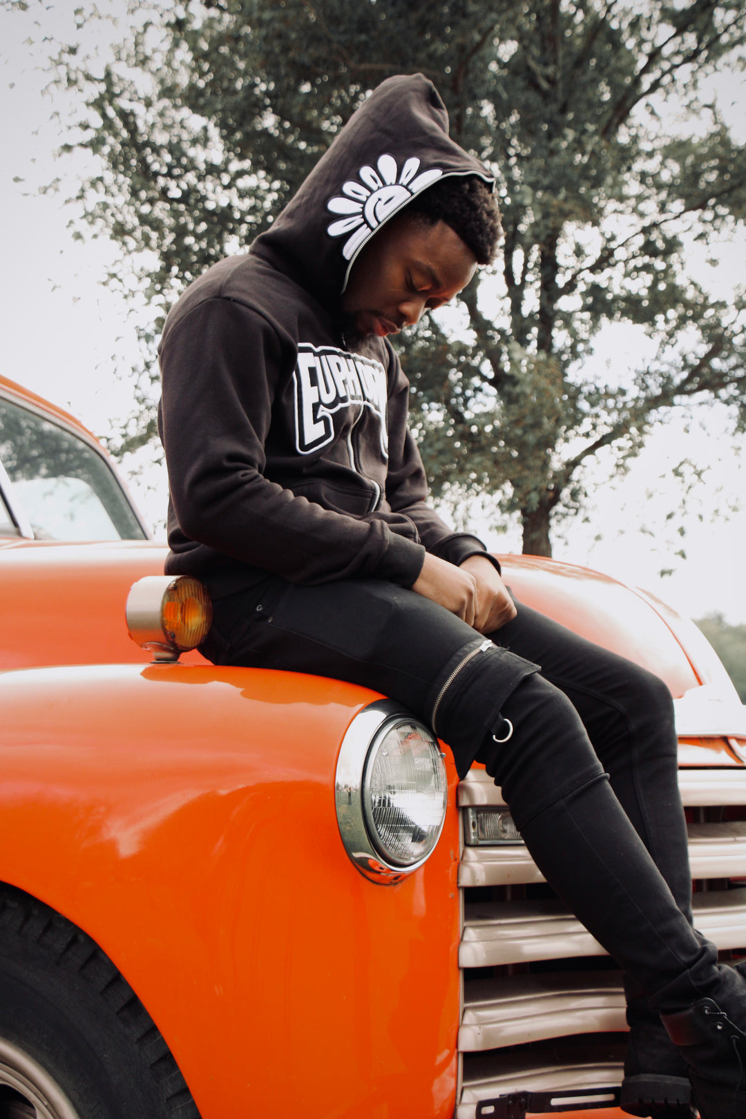 【NAMED COLLECTIVE】EUPHORIA PUFF PRINT FITTED ZIP HOODIE EUPHORIA PUFF PRINT FITTED ZIP HOODIE BLACK – NAMED COLLECTIVE®